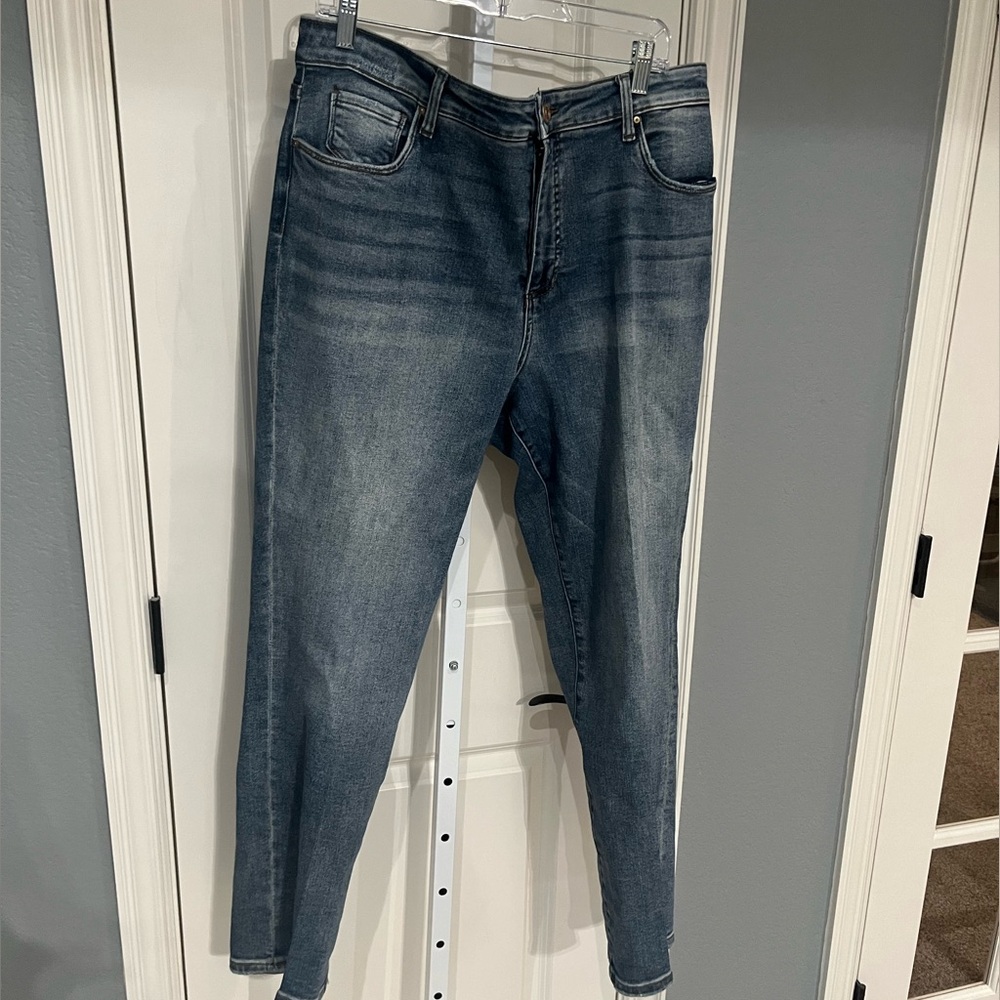 Classic Blue Women's Jeans